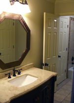 Bathroom and Kitchen Pic 9