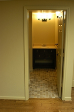 Bathroom and Kitchen Pic 9