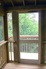 Screened Porch Pic 9